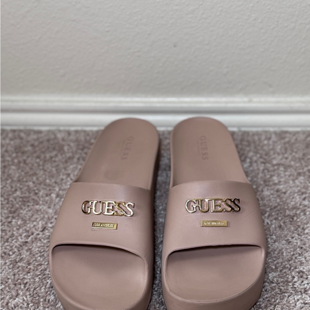 Guess Women's Blush beige Slide Sandals Size 10M - Picture 8 of 8